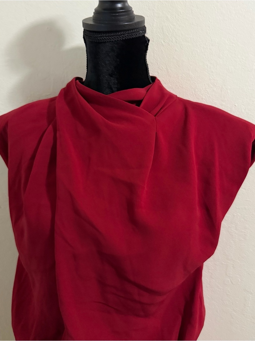 Aliava Maxine Crepe Midi Dress Maroon High Neck Draped Shoulder Bodycon L NWT - Picture 11 of 13